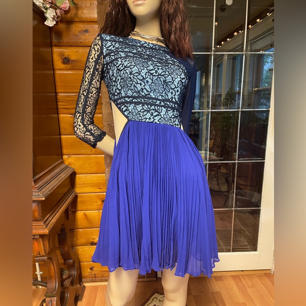 Three Floor mini dress